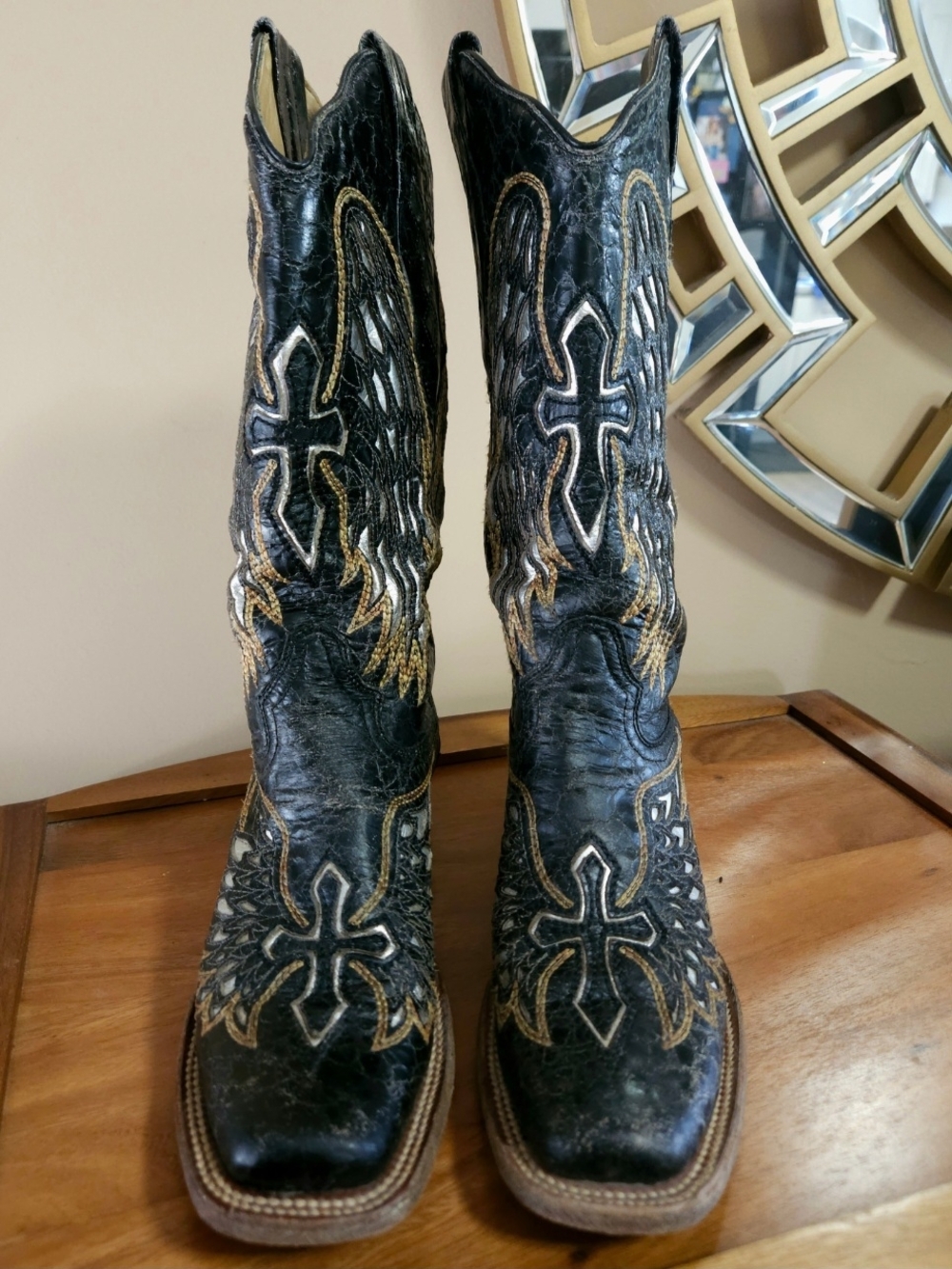 Corral Black and Gold Embroidered Western Cowboy Boots
